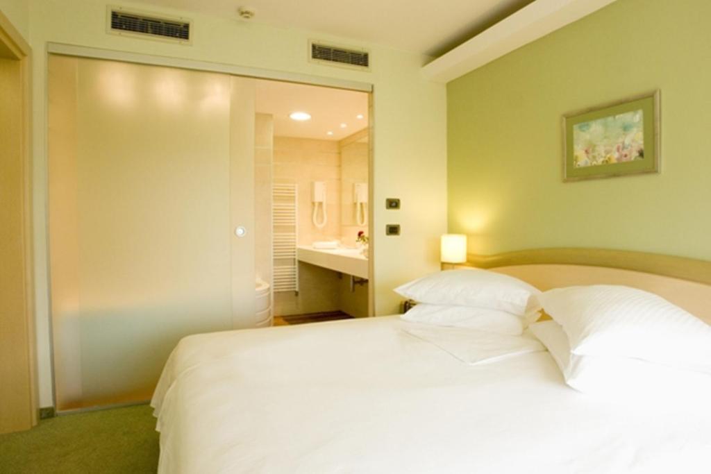 Hotel Kimen Cres Room photo